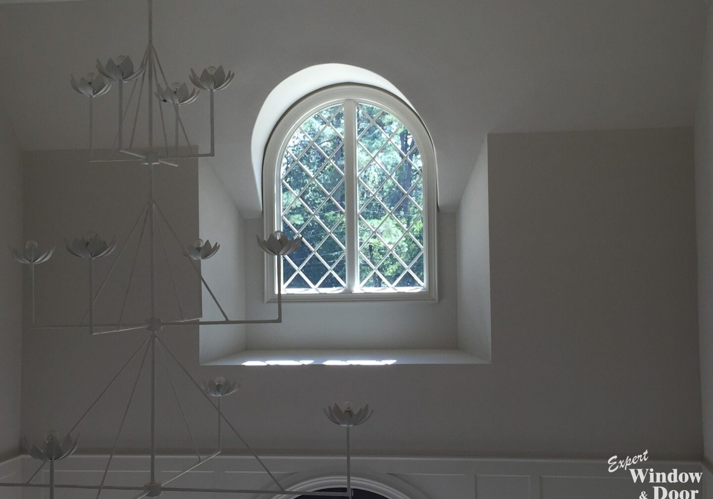 casement-3800-foyer